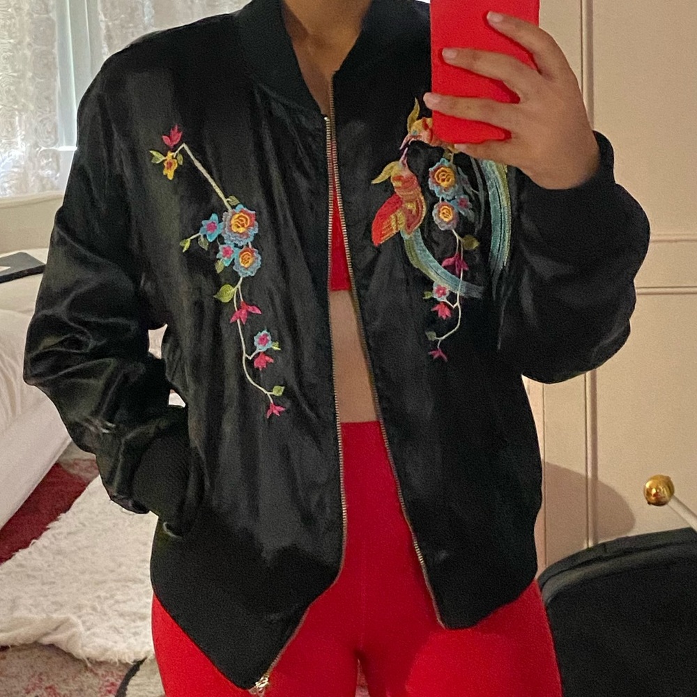 Black bomber with embroidery